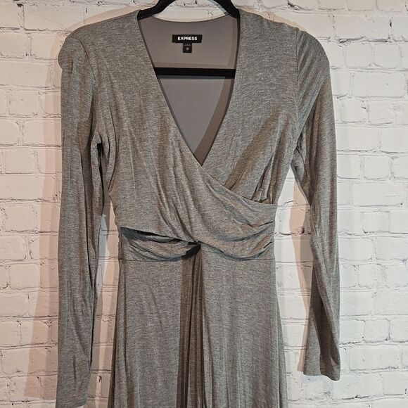 Express gray long sleeve wrap midi dress size XS - Picture 2 of 8